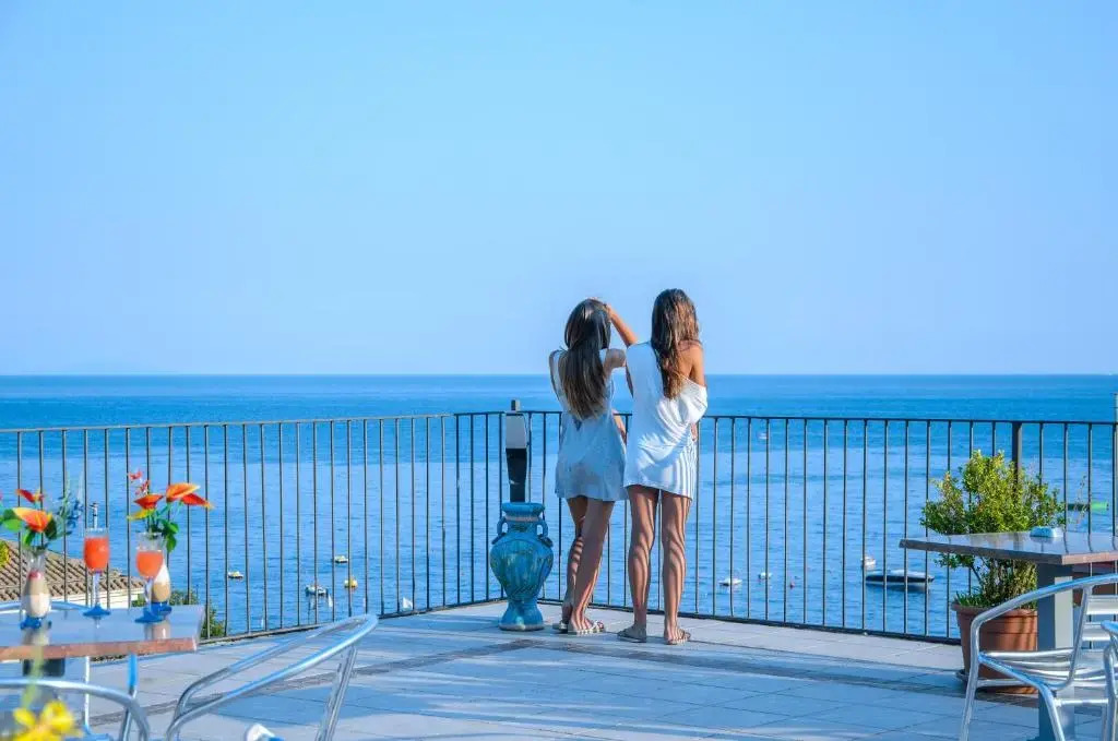 Albergo Riviera B&B Rooms & App Sea-View