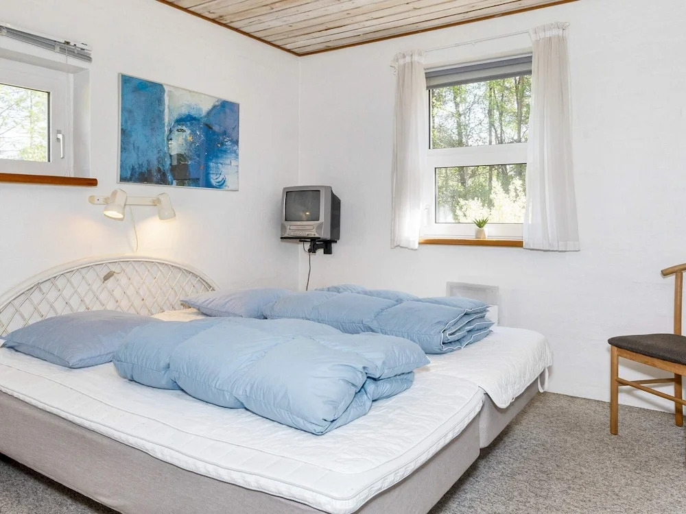 8 Person Holiday Home in Hojslev