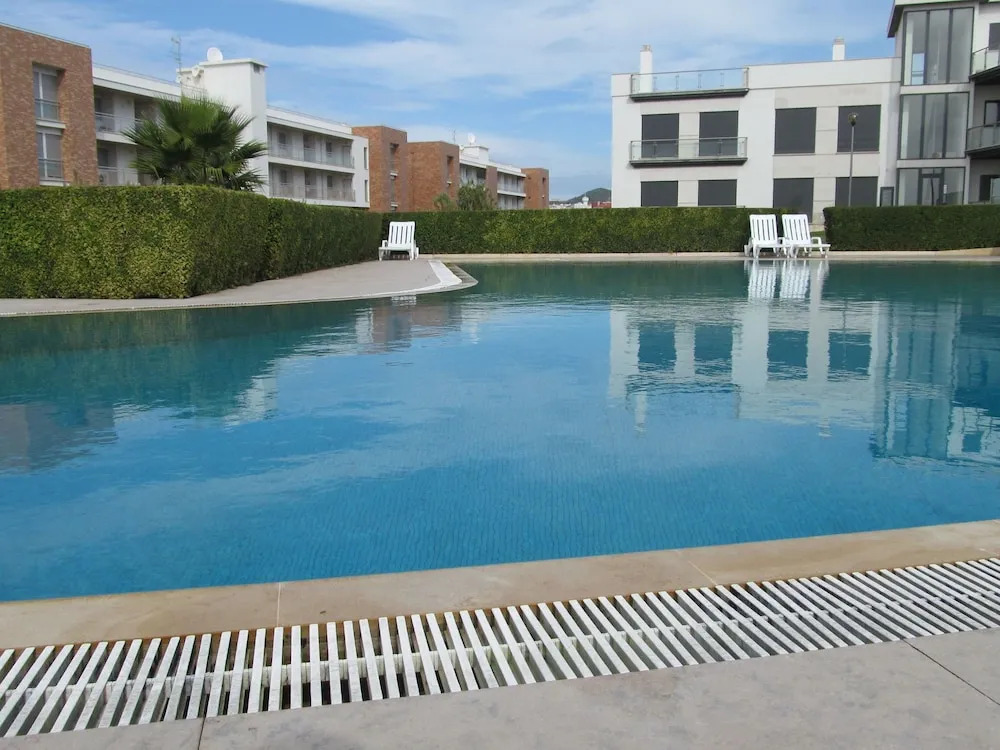 Attractive Holiday Home Near the Beach