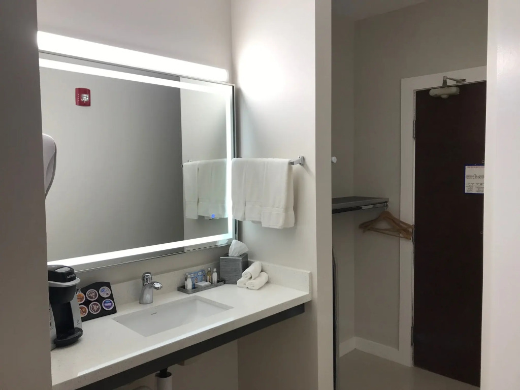 HOM Hotel Gainesville, SureStay Collection by Best Western