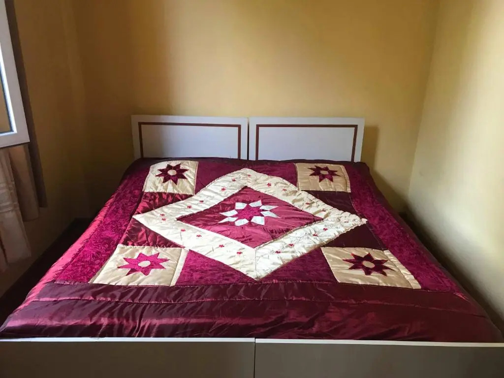 Anna Hostel
