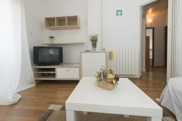 Leylandia Holiday house