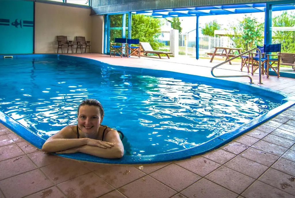Captains Cove Resort - Absolute Waterfront Apartments
