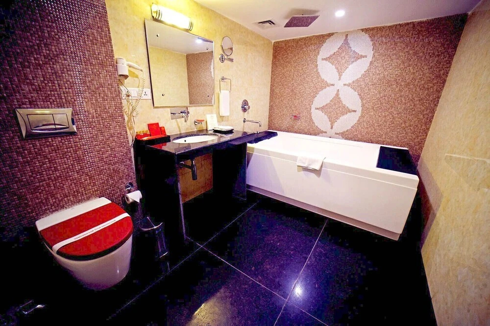 The Red Velvet Hotel Samarpan, Patna