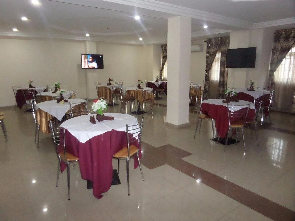 Ralmeton Hotel