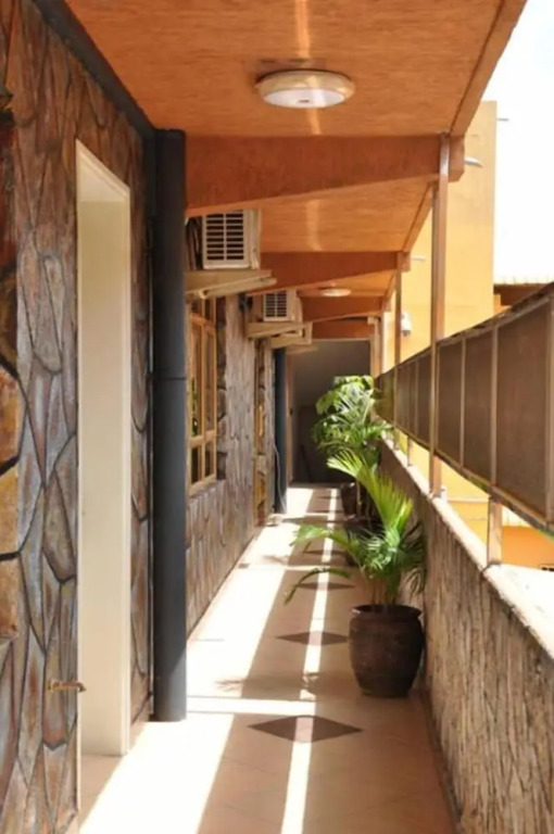 Elite Suites Hotel
