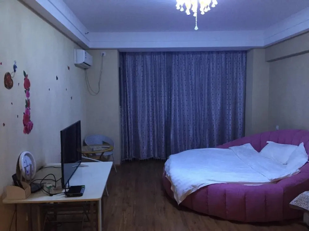 Dalian Blazing Sun Seaview Apartment