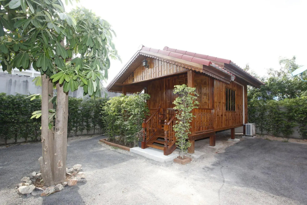 Hua Hin Lap Lae Resort