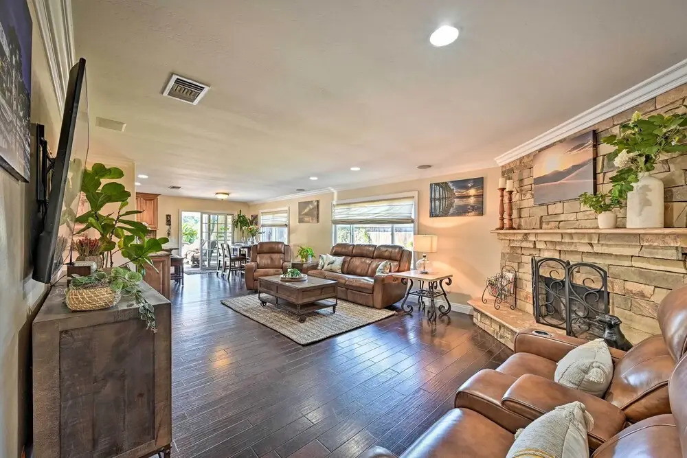 Vista Home w/ Pool ~ 11 Mi to Tamarack State Beach