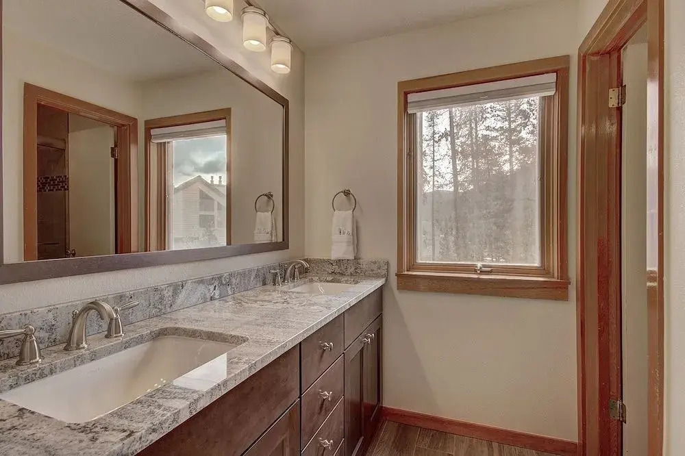 1638 Quicksilver - 3 Br Condo