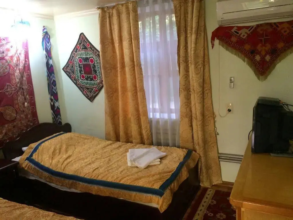 Jahongir B&B