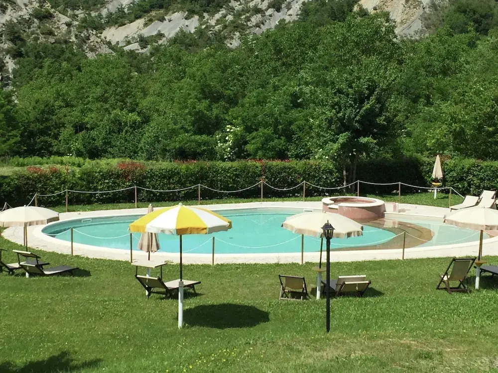 Apartment in Marche With Pool and Privacy