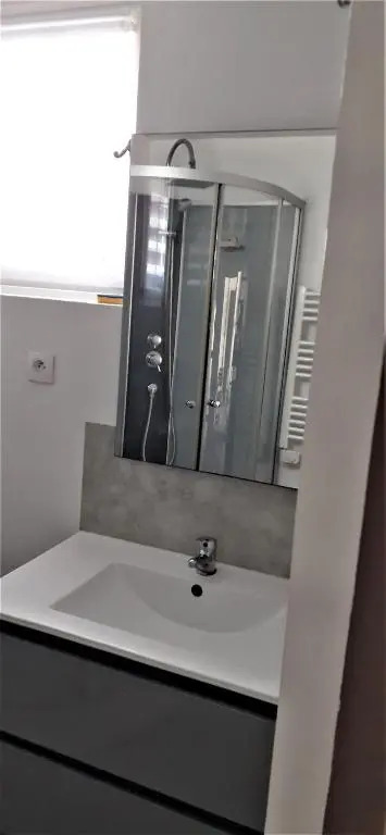 Studio avec Jardin et Parking Privés