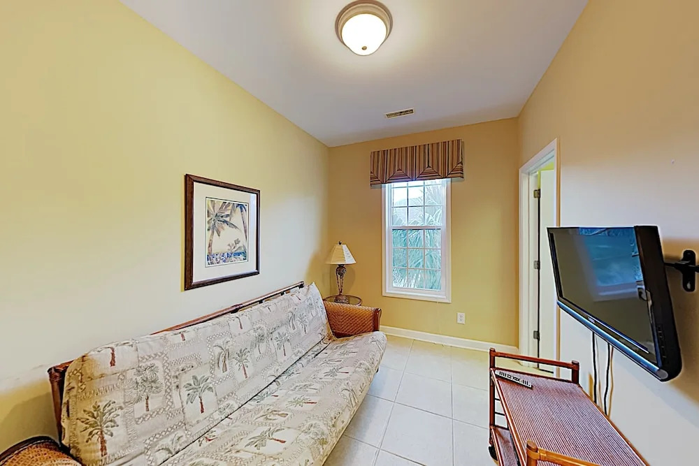 Changes In Attitude: Beach W/ Pool 4 Bedroom Duplex