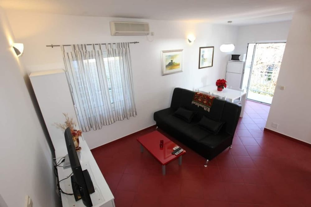 Apartments Nadi
