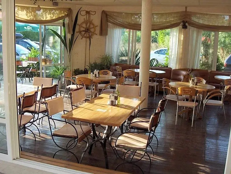 Hotel Feniks Lozenets