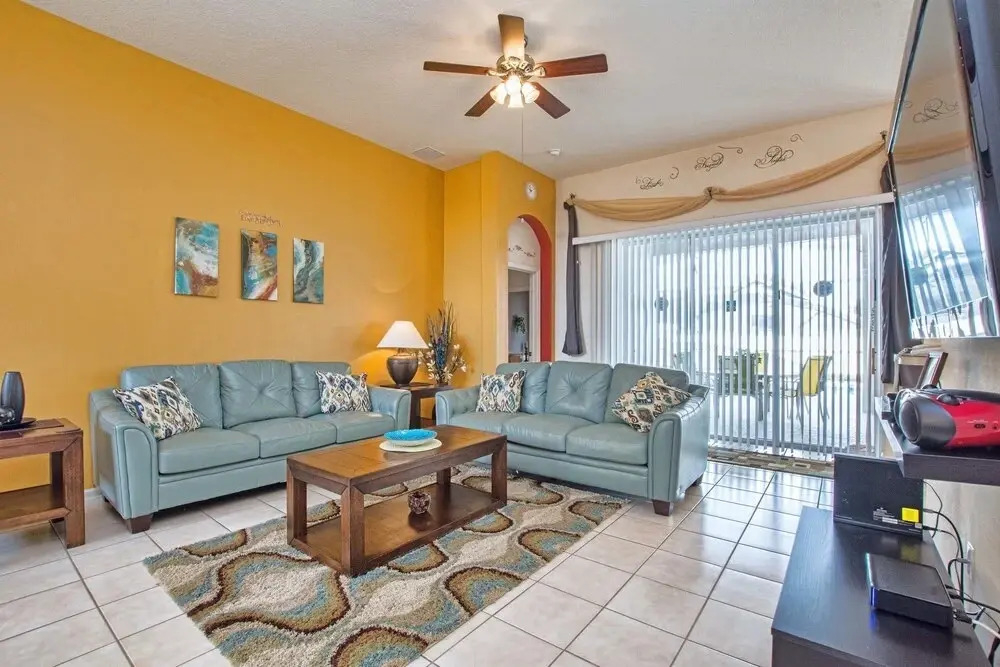 Fan Palm Getaway pool home on Windsor Palms Resort