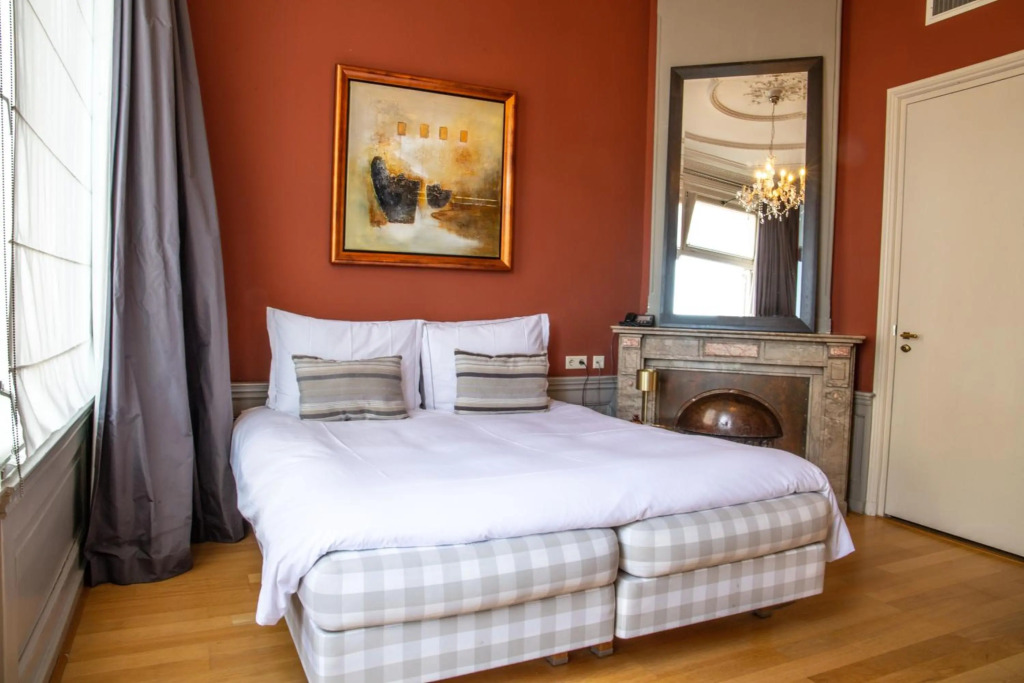 Hotel ML