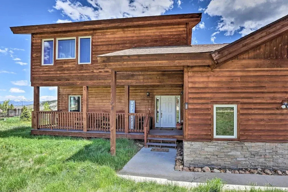 2 Mi to Granby Ranch: Granby Home w/ Hot Tub