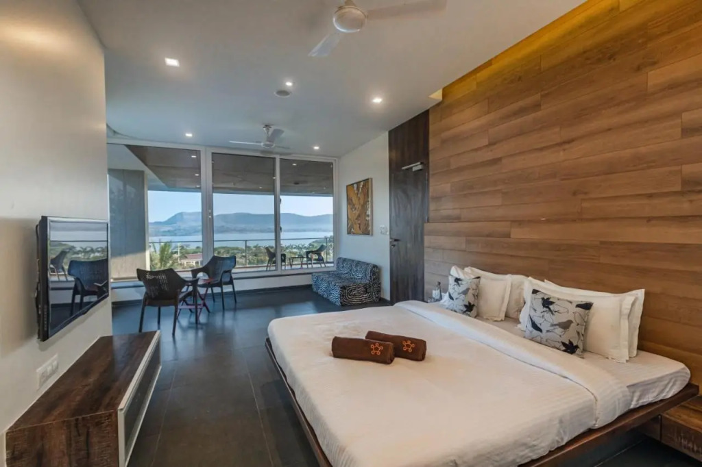 SaffronStays Jannat, Igatpuri 100 Percent pet-friendly villa with amazing lake view