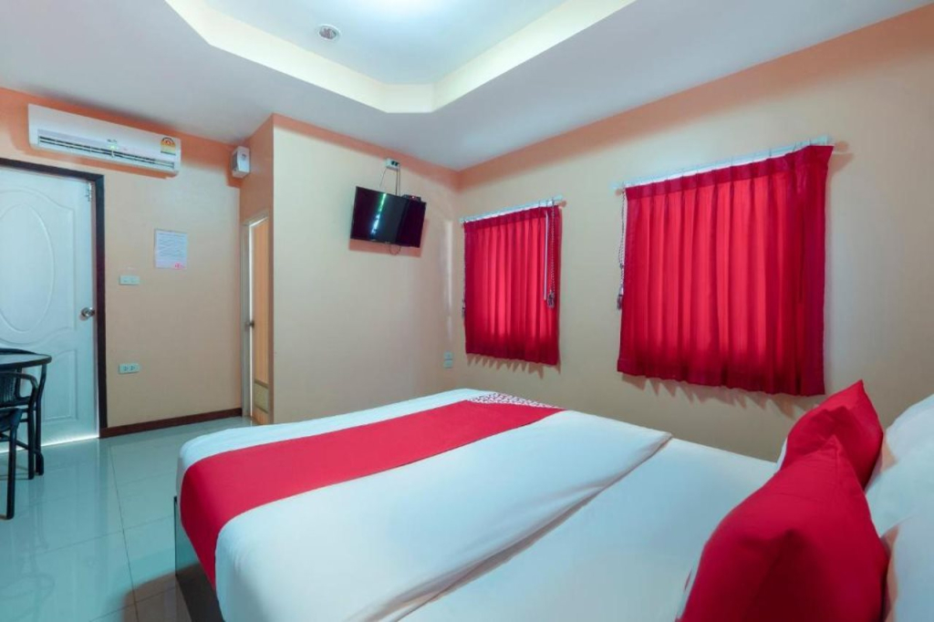OYO 1166 Train Way Resort