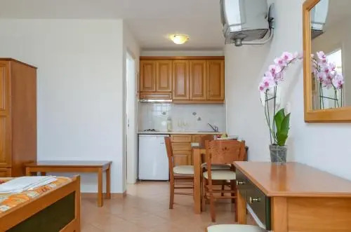 Agnadi Hotel