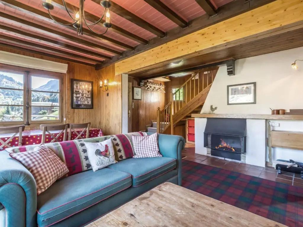 Chalet proche pistes, cheminée, animaux acceptés, garage, WIFI - FR-1-304-108