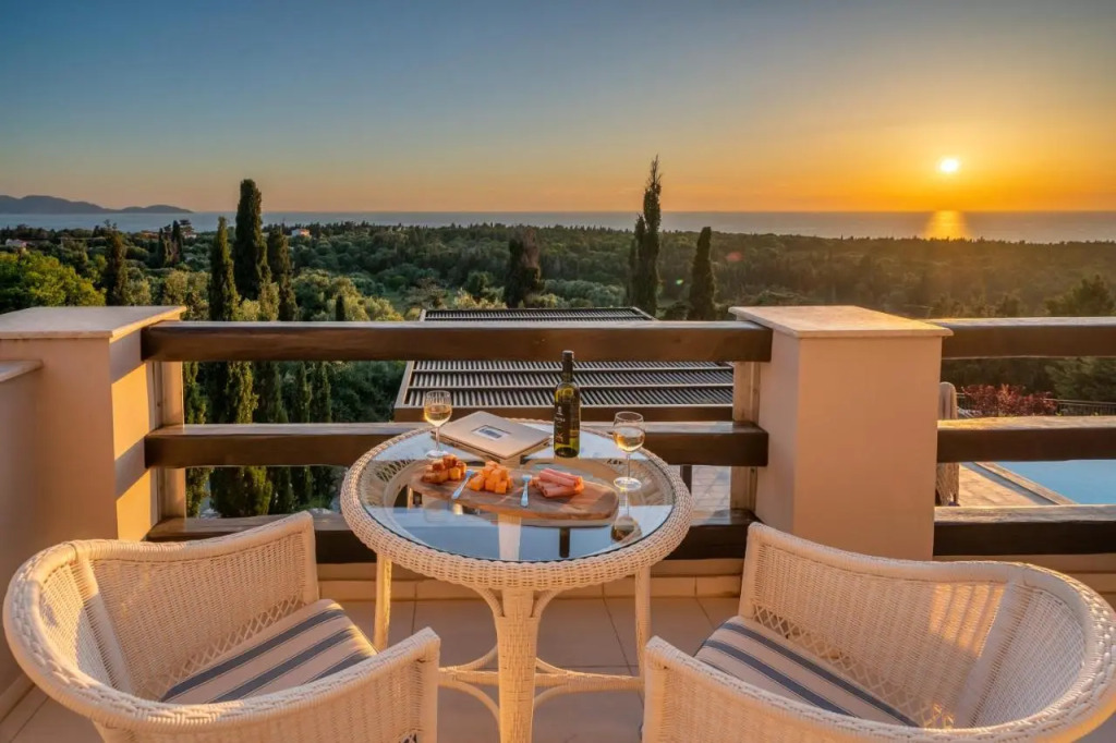 Luxury Villa Karmaniolos Fiskardo Kefalonia