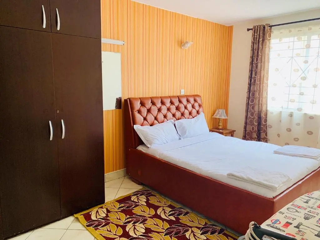 Royal furnished apartment with pool Nakuru milimani J10