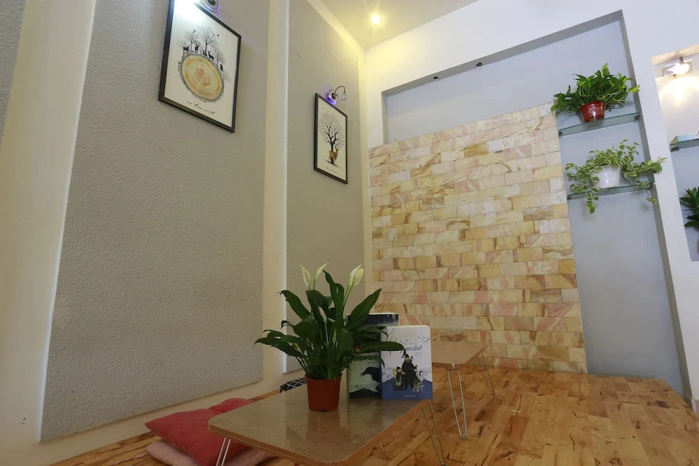 Santi Homestay DaNang