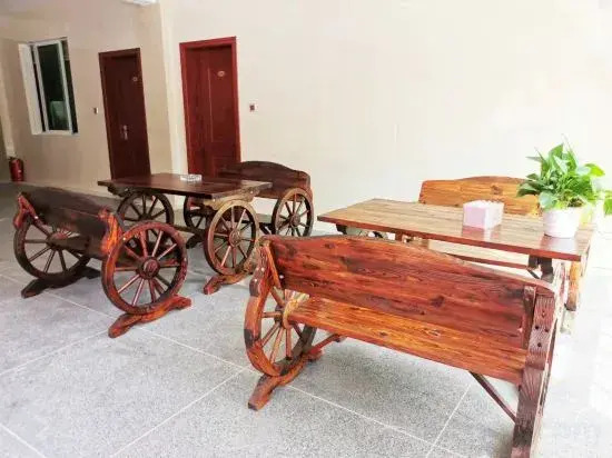Anji Yishan'erju Inn