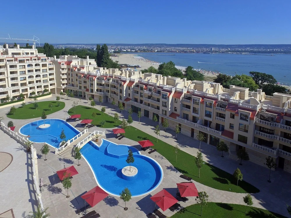 Waterfront Sea Star 2 bedroom Apartment