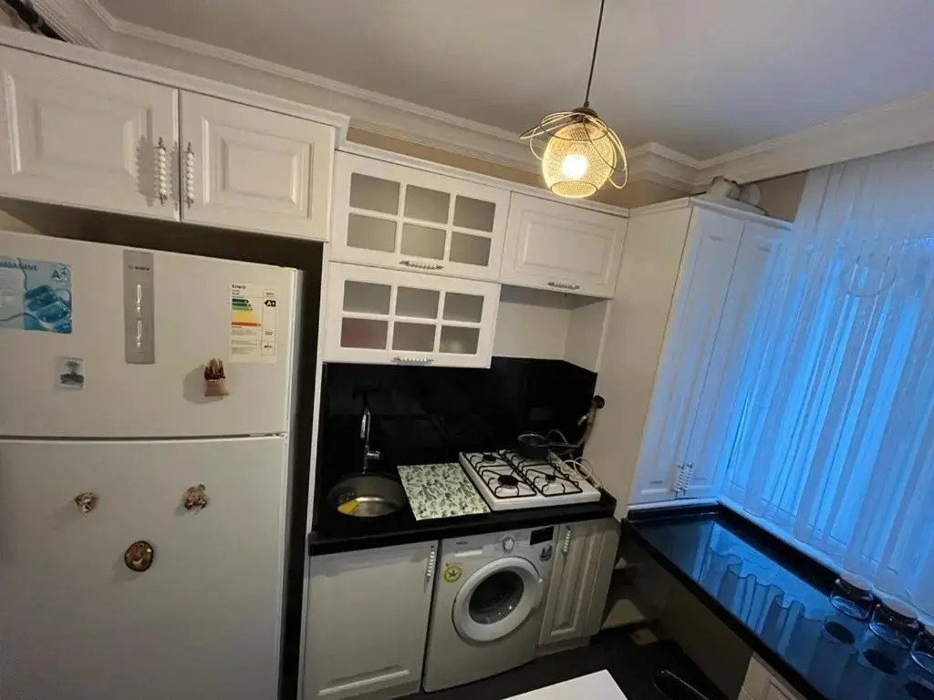 COMFORTABLE 2 BEDROOM FOR 6 PEOPLE AT Taksim