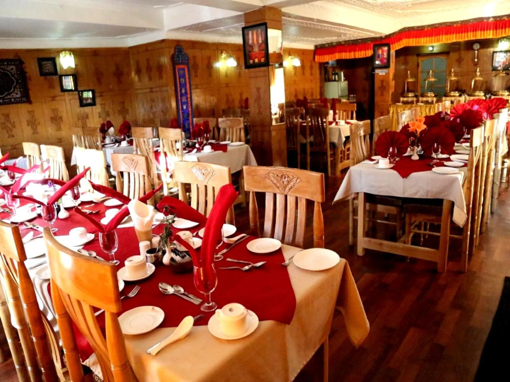 TIH Hotel Royal Palace