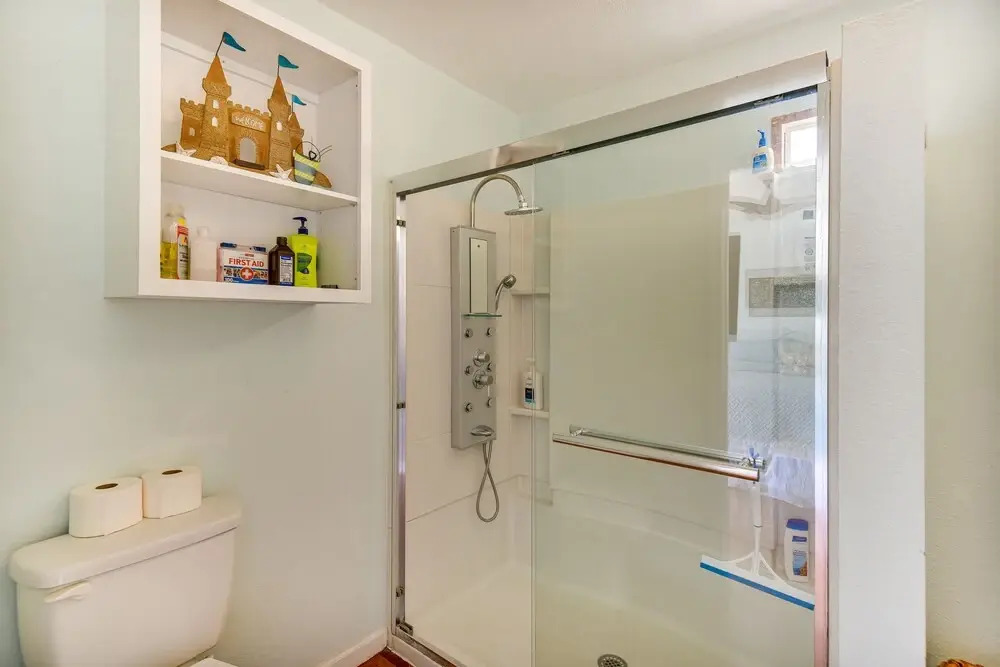 Charming Frisco Cottage  2 Mi to Beaches!