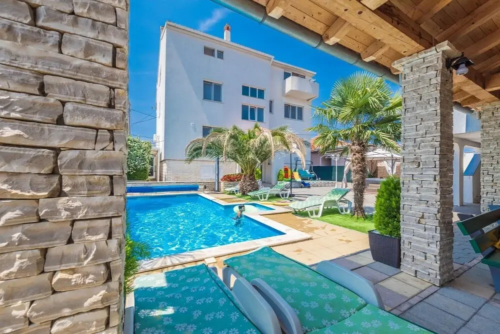 Tomo - Open Pool and Pool for Children - A1