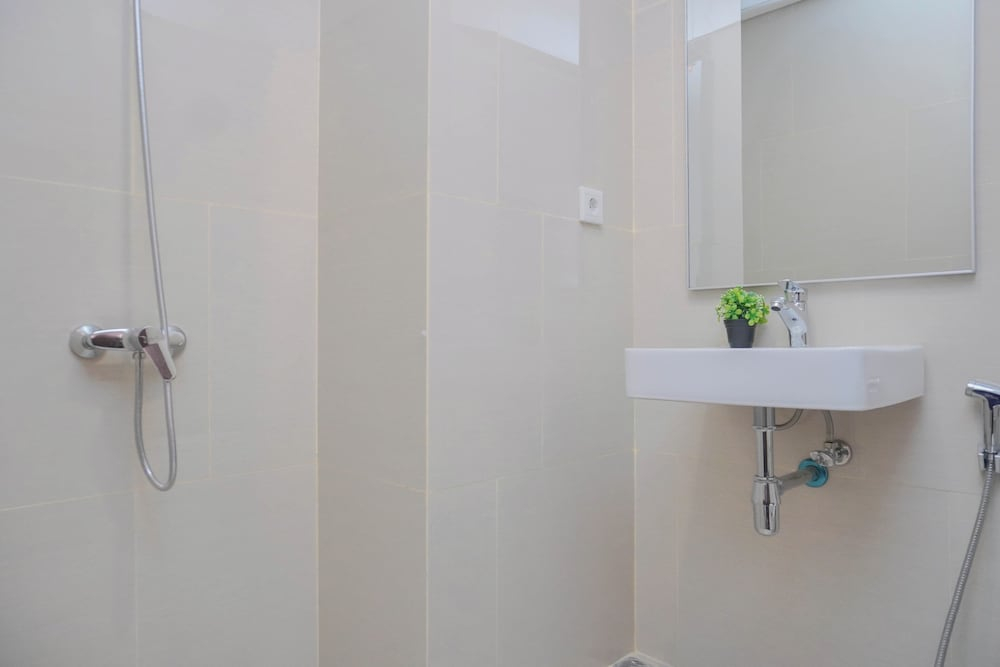 Comfortable And Lovely Studio At Apartment Vasaka Solterra