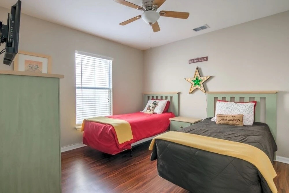 Feeling Like A Rockstar! 3 Bedroom Home