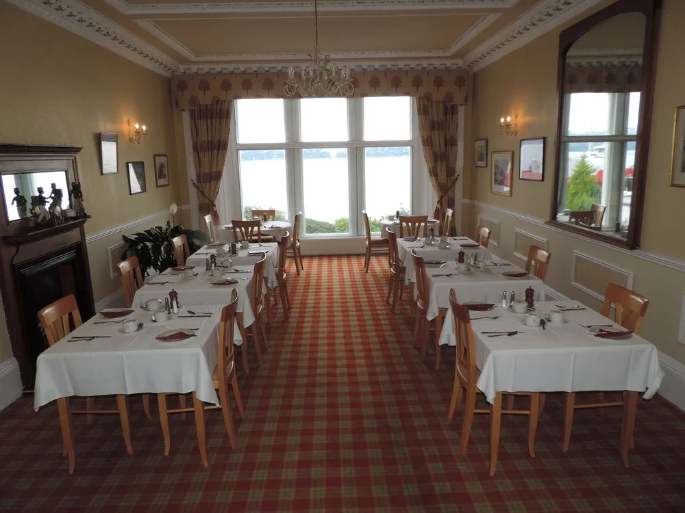 Hunters Quay Hotel