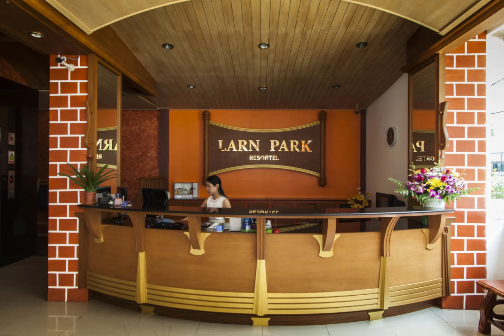 Larn Park Resortel