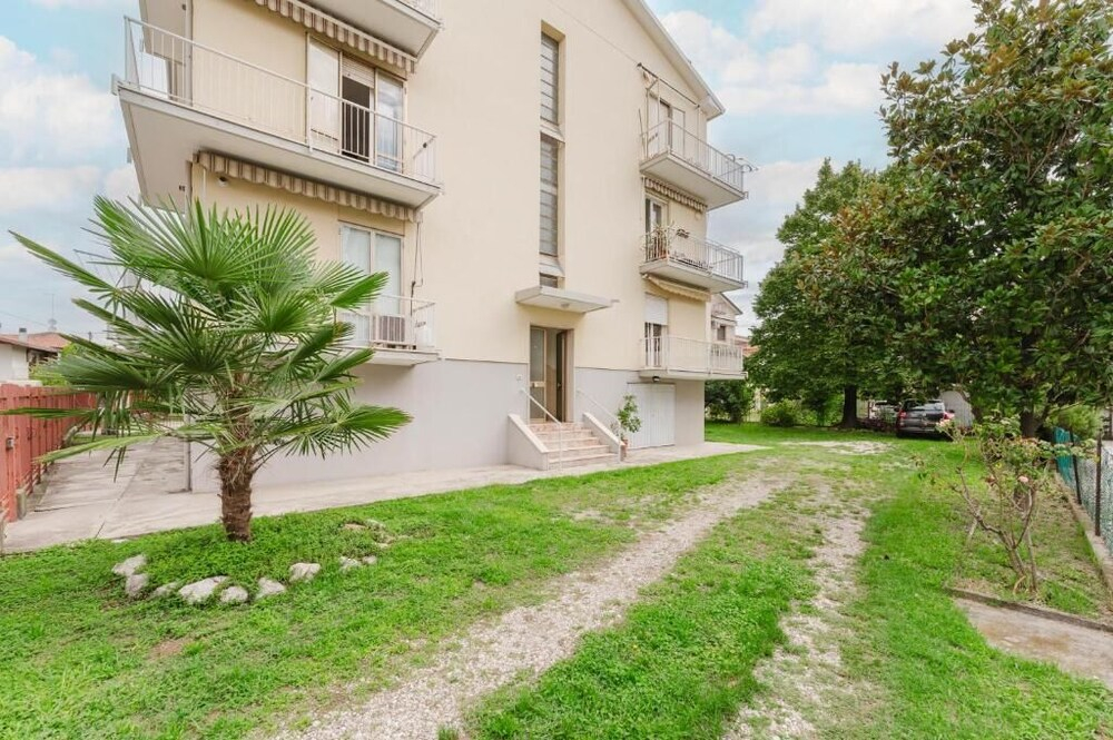 Elisa Flat - 15 min from Venice & Wi-Fi