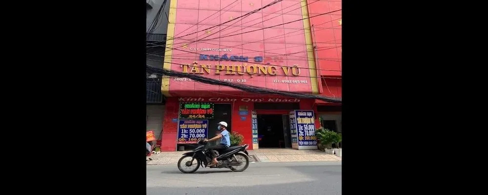 Khach San Tan Phuong Vu