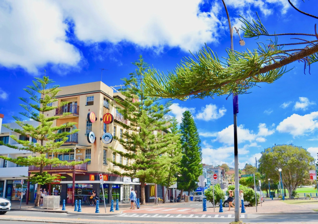 Mad Monkey Hostel Coogee Beach