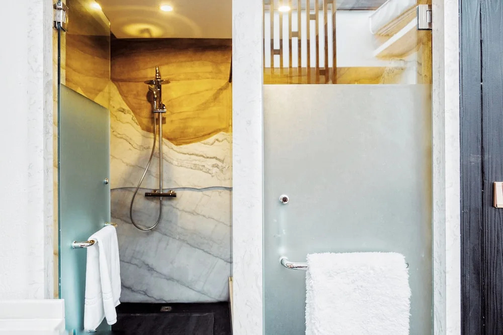 Shangri-La Salloi Rustic Luxury Hotel