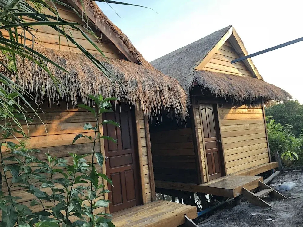 Sok San Long Beach Bungalow