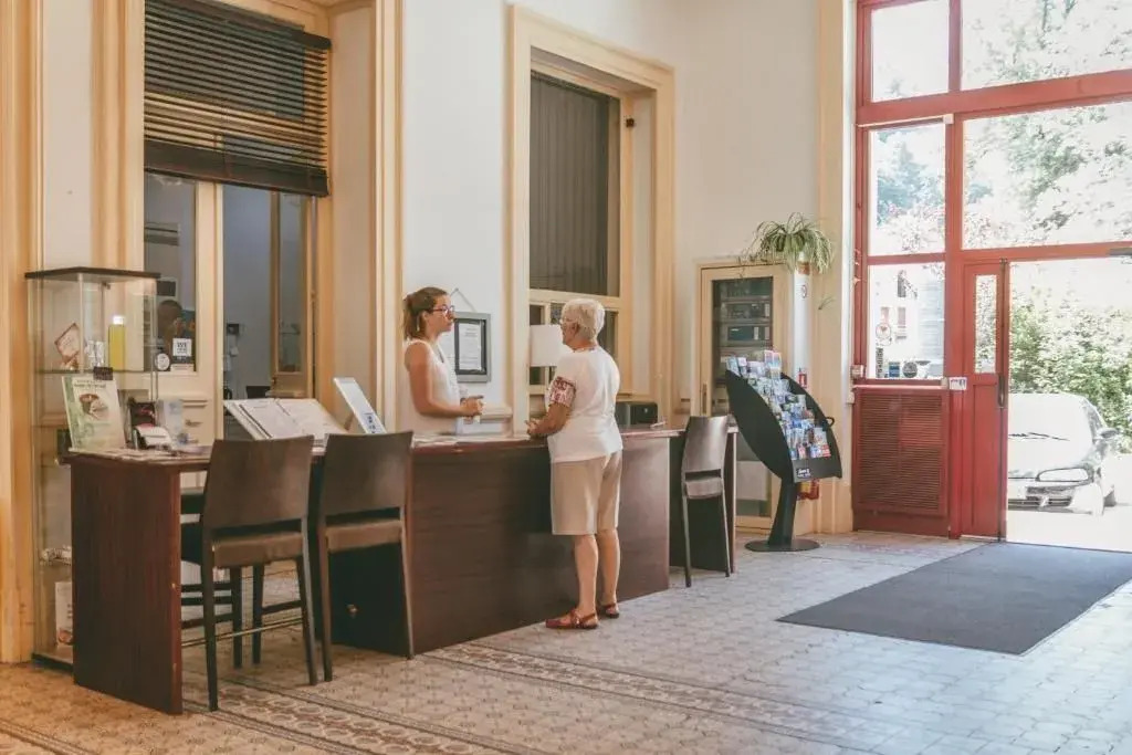 Terres de France - AppartHotel le Splendid