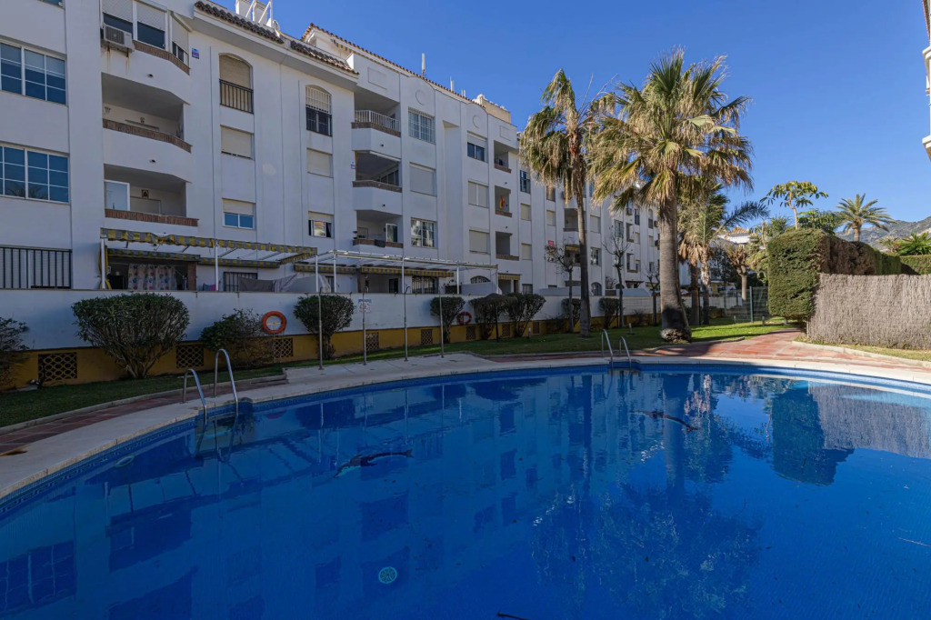 BENALMAR PLAYA - Cozy apartment with shared pool a few meters from the beach Free WIFI