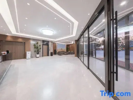 Luntai Yihai Hotel