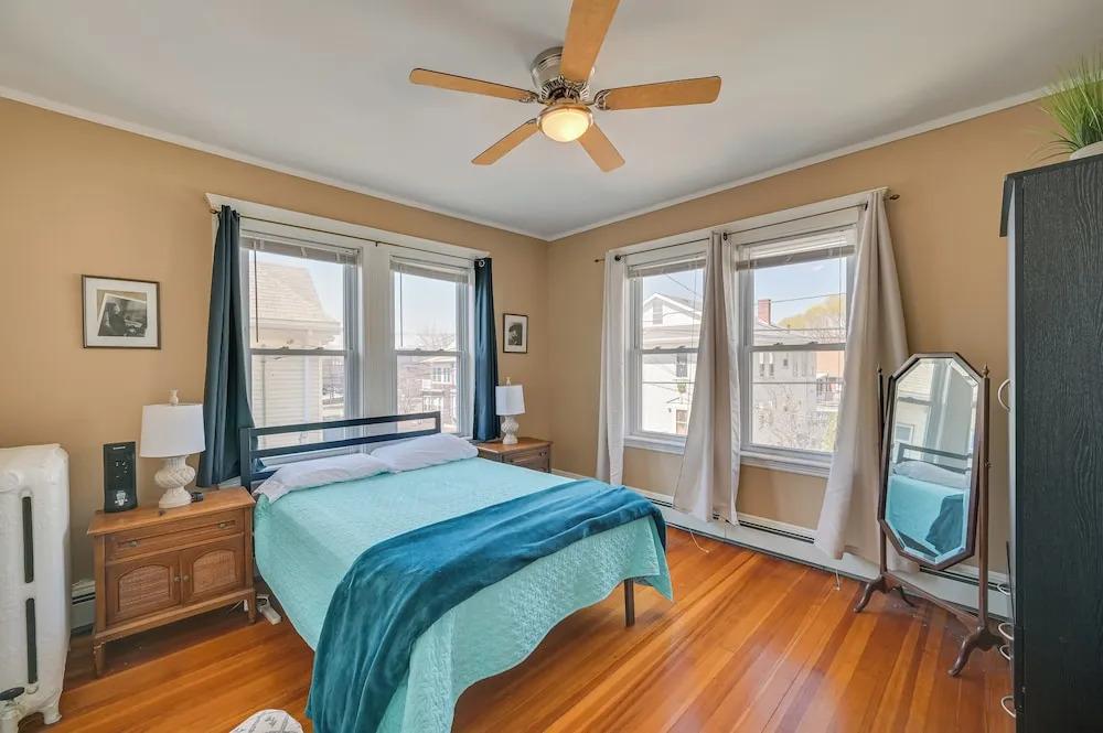 Revere Vacation Rental Near Mbta ~ 7 Mi to Boston!