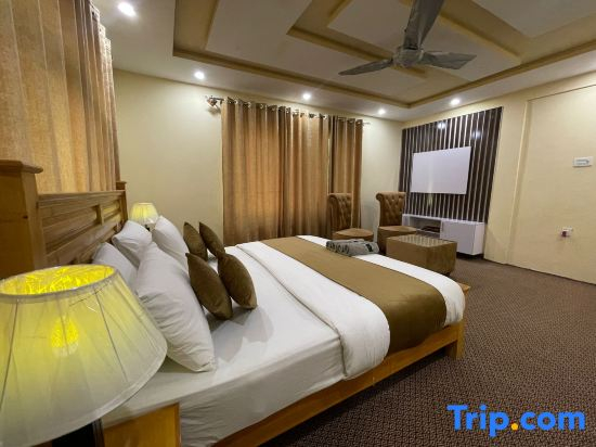 Skardu Saraye Hotel & Resort